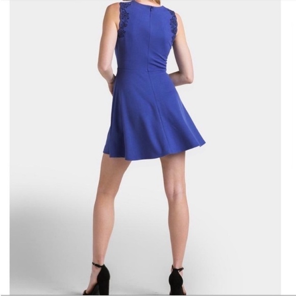 Francesca's Size Medium Blue Embroidered Dress. - Picture 3 of 5